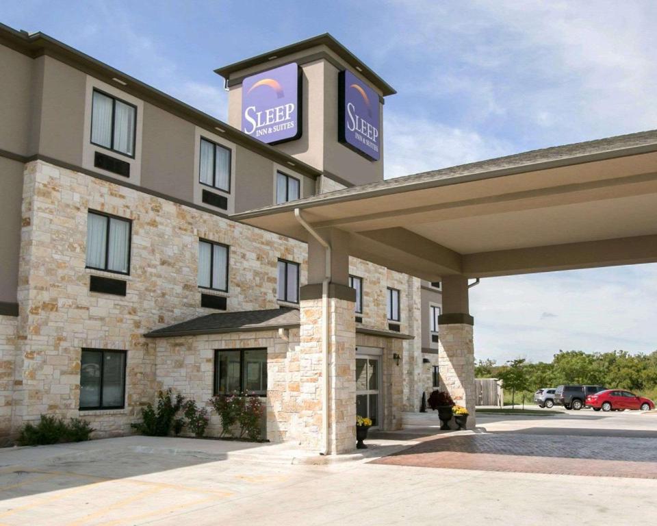 Sleep Inn & Suites Austin Main image 1